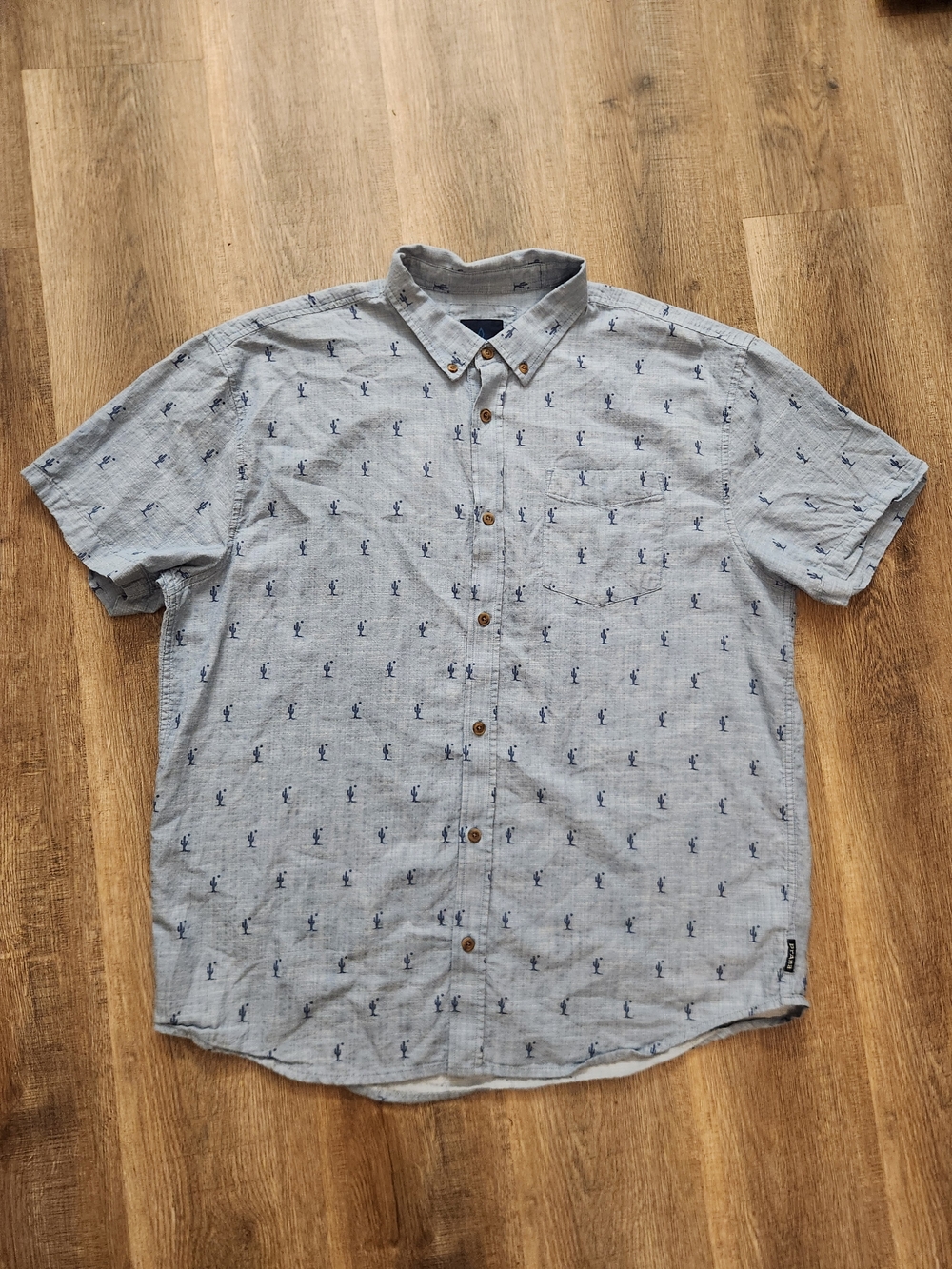 prAna Mens 2XL Blue Cotton Cactus AOP Short Sleeve Button Down Shirt Pockets